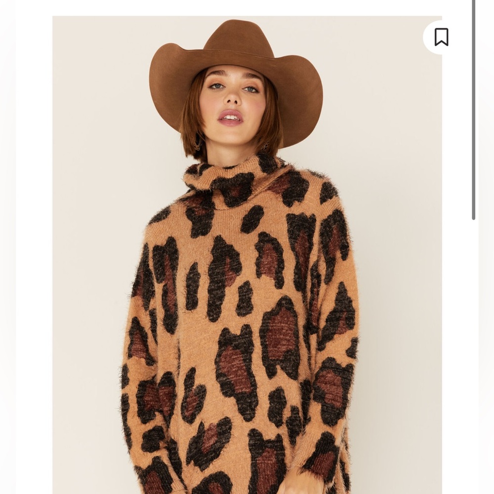 SHOW ME YOUR MUMU WOMEN'S CHEETAH FEVER SWEATER Size Large